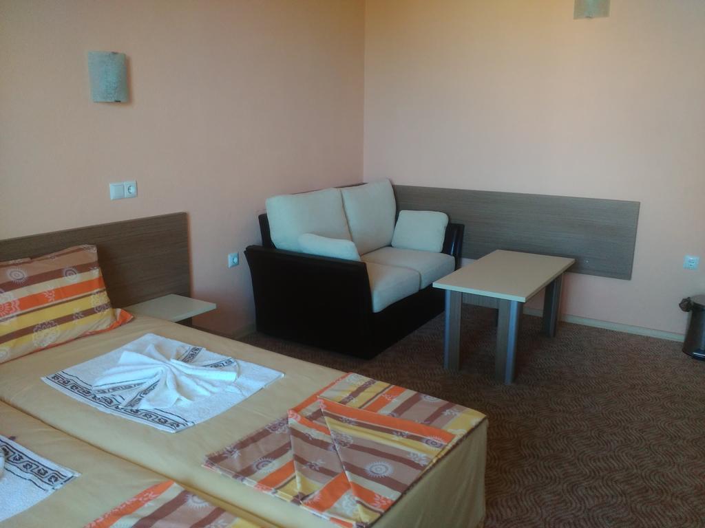 Fits Guest House Primorsko Bagian luar foto