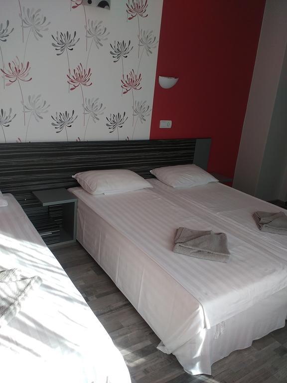 Fits Guest House Primorsko Bagian luar foto
