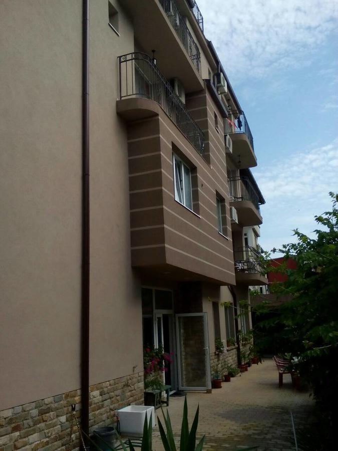 Fits Guest House Primorsko Bagian luar foto