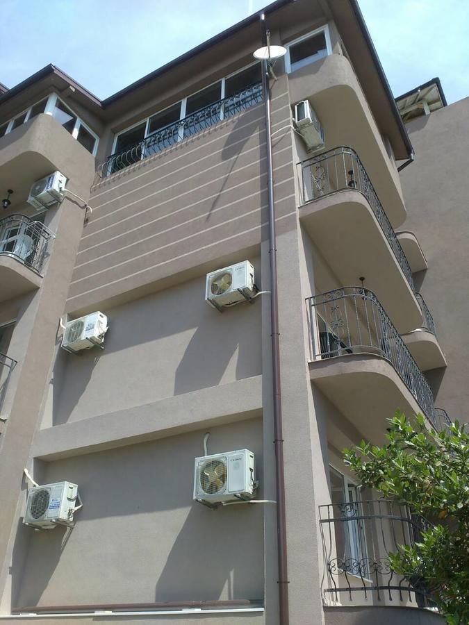 Fits Guest House Primorsko Bagian luar foto
